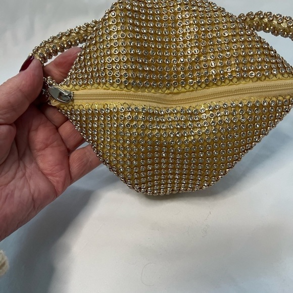 vintage vibe triangle rhinestone evening handbag clutch NWOT